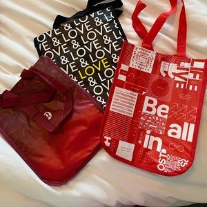 3 lululemon reusable bags